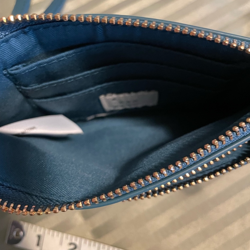 Blue Wristlet with Zipper Pockets - Picture 3 of 4
